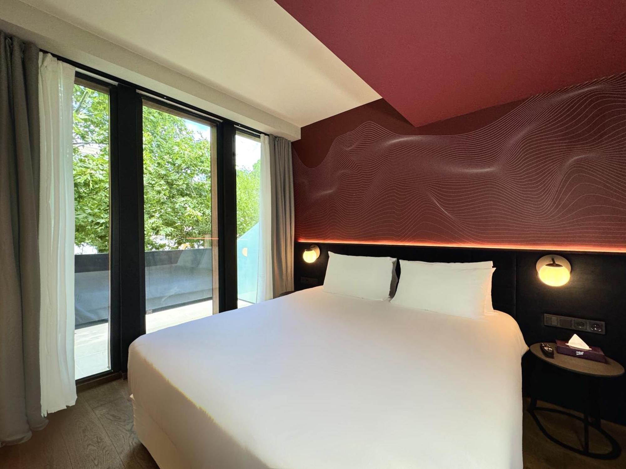 Tbilisi Edition - Design Hotel & Private Spa Eksteriør bilde